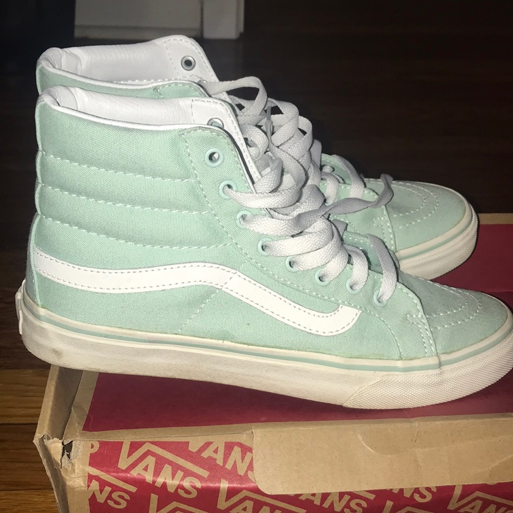 Women’s Vans 8.5, high top ,Grossamer Green